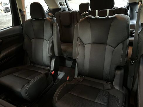 Certified 2023 Subaru Ascent Premium w/ Convenience Package AWD/4WD image 23
