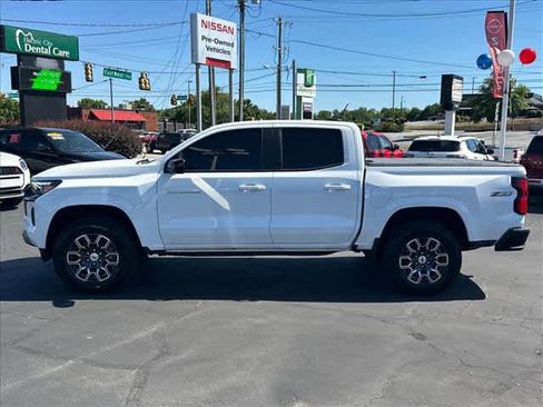 Used 2024 Chevrolet Colorado Z71 w/ Z71 Convenience Package 2 AWD/4WD image 6