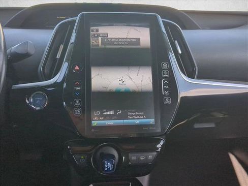 Used 2019 Toyota Prius Prime Premium FWD image 15