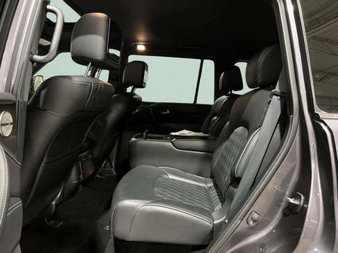 Used 2023 INFINITI QX80 Sensory w/ All-Season Package AWD/4WD image 37