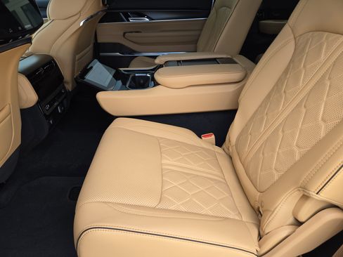 New 2026 Jeep Grand Wagoneer Summit AWD/4WD image 21