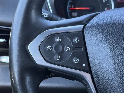 Used 2023 Chevrolet Traverse LT image 15
