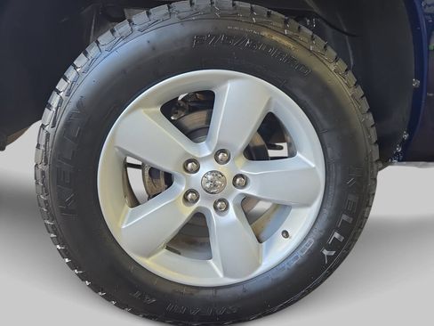Used 2022 RAM 1500 Classic SLT w/ Electronics Group AWD/4WD image 37