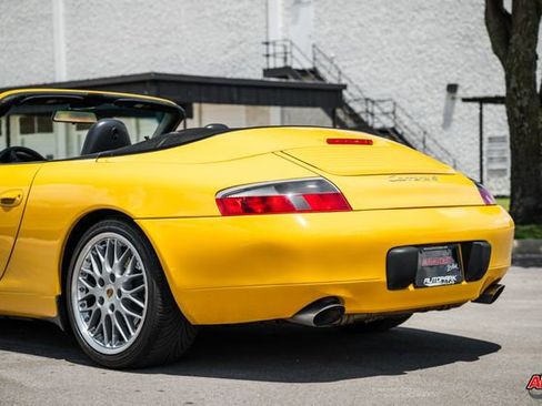 Used 2000 Porsche 911 Carrera 4 image 45