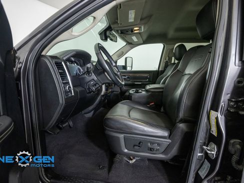 Used 2016 RAM 2500 Laramie w/ Sport Appearance Group AWD/4WD image 11