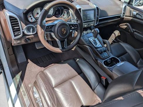Used 2016 Porsche Cayenne GTS AWD/4WD image 10
