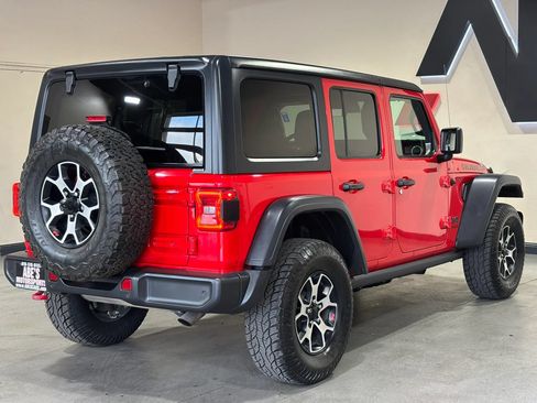 Used 2021 Jeep Wrangler Unlimited Rubicon AWD/4WD image 4