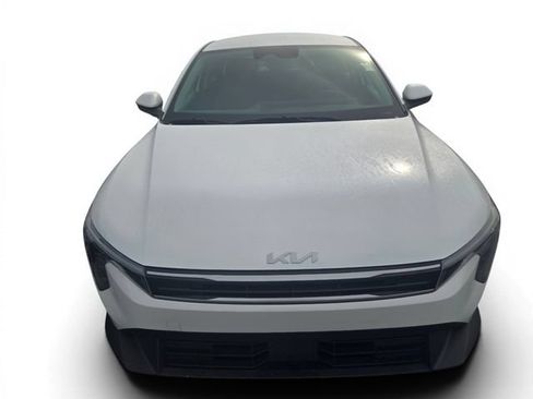 Used 2025 Kia K4 FWD image 8