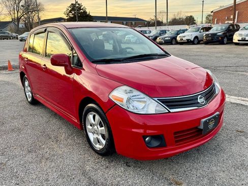 Used 2011 Nissan Versa 1.8 S image 3
