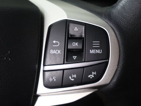 Used 2024 Ford Explorer XLT w/ Equipment Group 202A AWD/4WD image 44