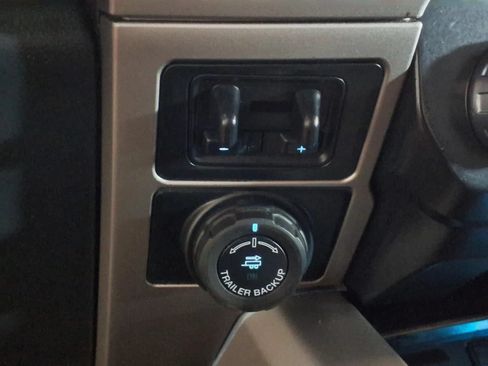 Used 2022 Ford F450 Lariat AWD/4WD image 22
