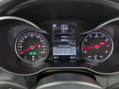 Used 2017 Mercedes-Benz C 300 Sedan image 24