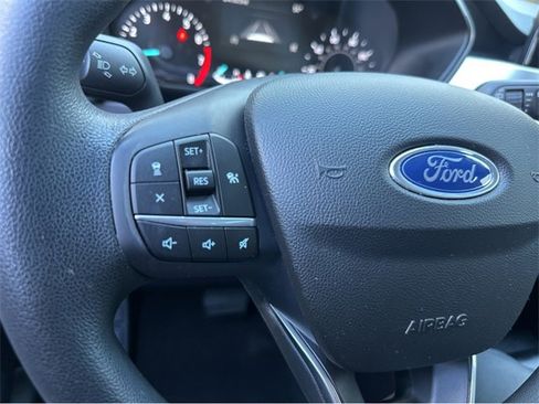 Used 2020 Ford Escape SE image 23
