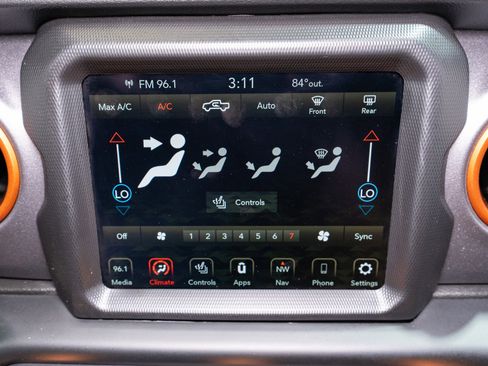 Used 2023 Jeep Gladiator Mojave w/ Cold Weather Group AWD/4WD image 19