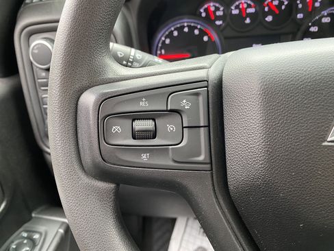 Used 2024 Chevrolet Silverado 2500 Custom w/ Custom Convenience Package image 20