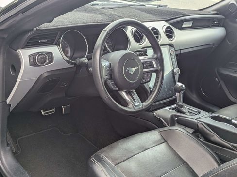 Used 2016 Ford Mustang GT Premium w/ Equipment Group 401A RWD image 9