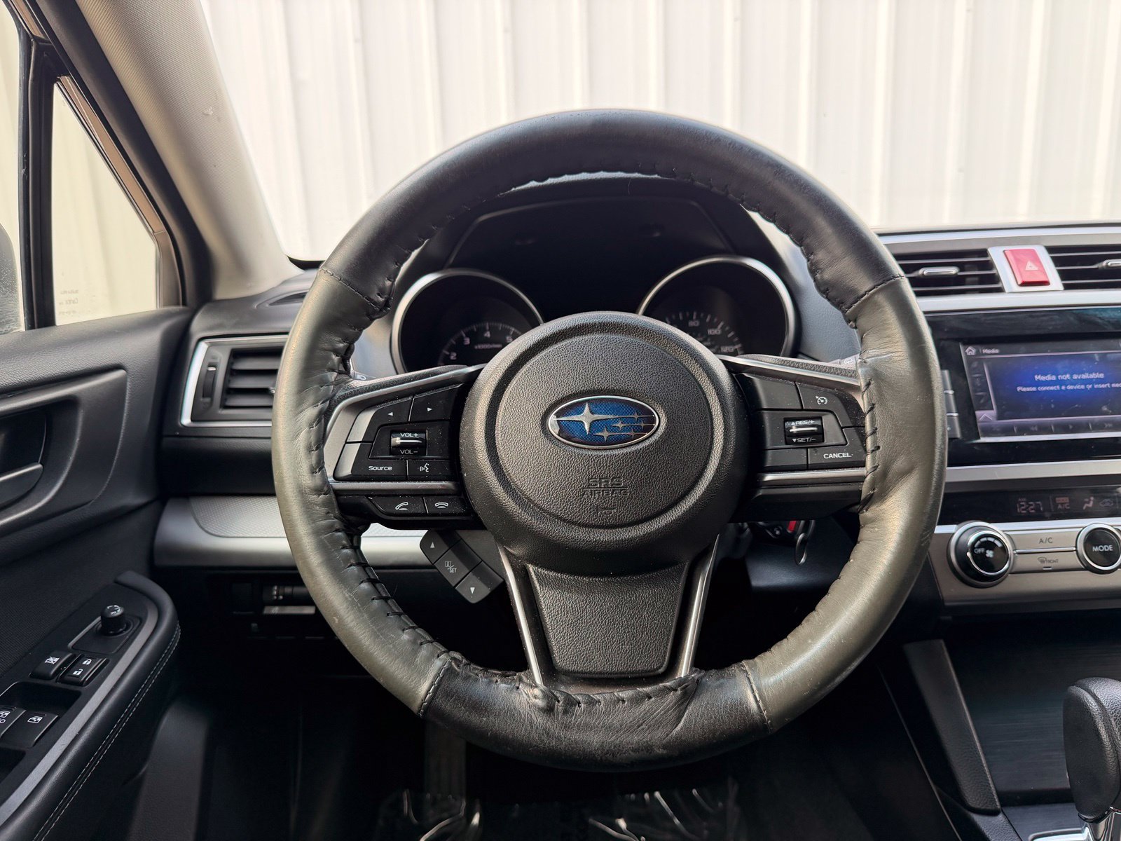 Used 2018 Subaru Outback 2.5i AWD/4WD image 14
