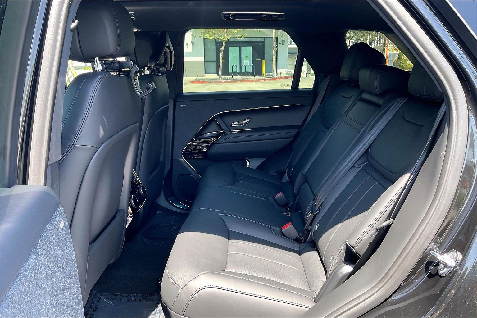 New 2027 Land Rover Range Rover Sport Dynamic SE AWD/4WD image 16