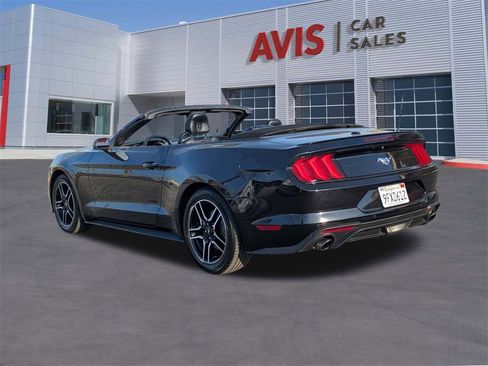Used 2023 Ford Mustang Premium image 9