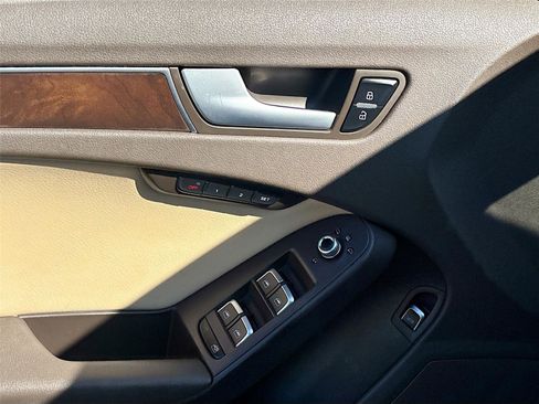 Used 2013 Audi A4 Premium Plus w/ Premium Plus Pkg image 19