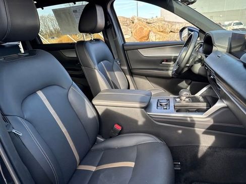 Certified 2025 MAZDA CX-90 3.3 Turbo S w/ Premium Package image 10