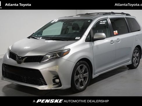 Certified 2020 Toyota Sienna SE FWD image 1