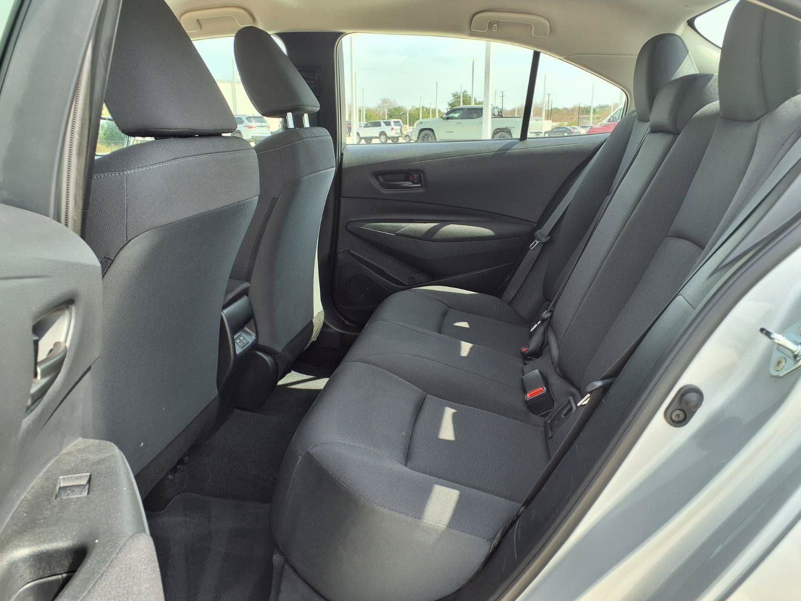 Used 2026 Toyota Corolla LE FWD image 24