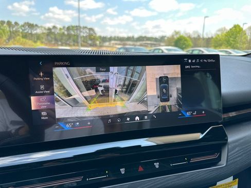 New 2026 BMW 530i w/ Premium Package RWD image 31