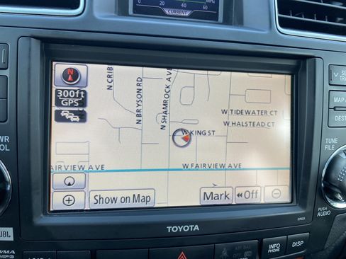 Used 2012 Toyota Highlander Limited w/ Tow Pkg AWD/4WD image 30
