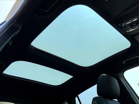 Certified 2025 Mercedes-Benz GLA 250 4MATIC image 11