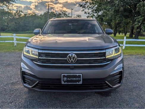 Used 2021 Volkswagen Atlas Cross Sport SEL Premium R-Line AWD/4WD image 2