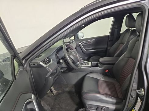 Used 2024 Toyota RAV4 XSE AWD/4WD image 12