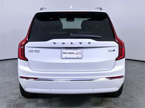 New 2026 Volvo XC90 B5 Ultra image 29