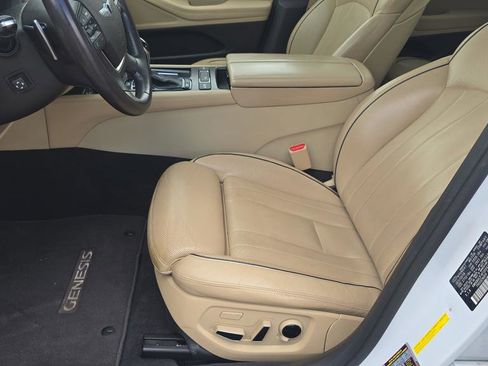 Used 2015 Hyundai Genesis 5.0 RWD image 13
