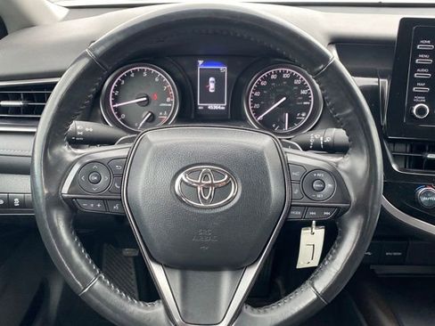 Used 2023 Toyota Camry SE image 8