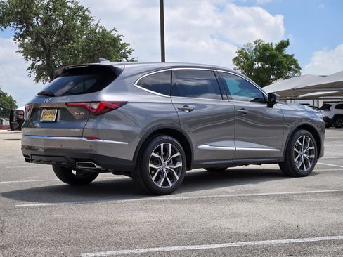 Used 2024 Acura MDX SH-AWD w/ Technology Package image 4