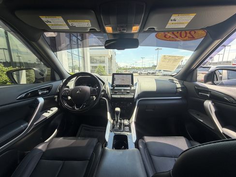 Used 2023 Mitsubishi Eclipse Cross SEL AWD/4WD image 25