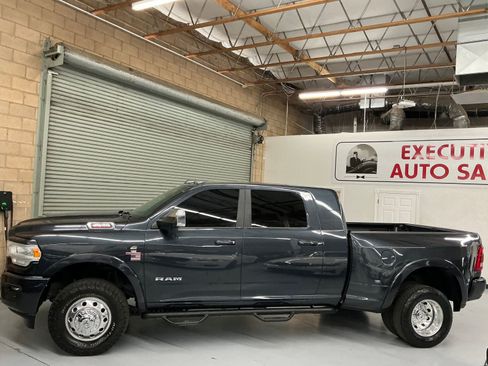 Used 2019 RAM 3500 Laramie image 8