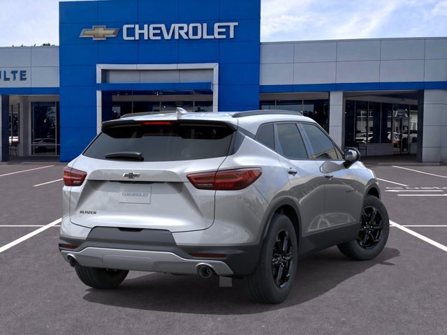 New 2026 Chevrolet Blazer LT w/ Convenience Package FWD image 4