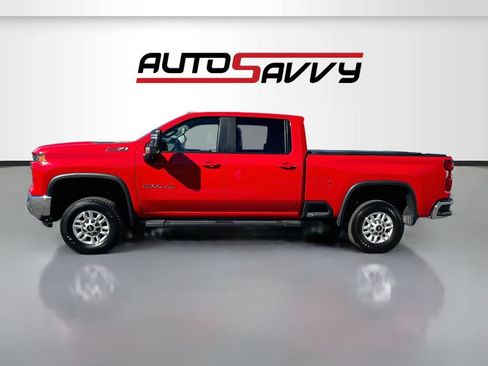 Used 2025 Chevrolet Silverado 2500 LT w/ Safety Package AWD/4WD image 4