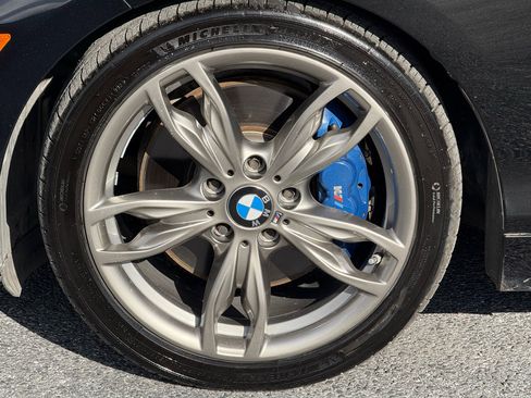 Used 2015 BMW M235i Convertible image 25