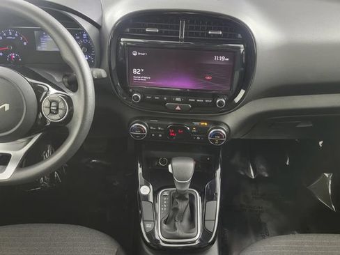 Used 2022 Kia Soul S FWD image 20