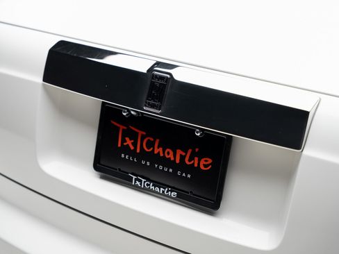 Used 2013 Rolls-Royce Phantom Drophead Coupe image 33