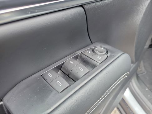 Used 2026 GMC Terrain Elevation image 23