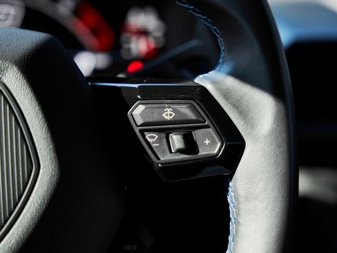 Used 2023 Lamborghini Huracan Tecnica image 48