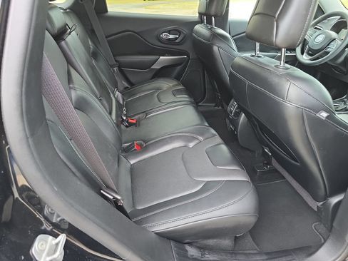 Used 2022 Jeep Cherokee Limited AWD/4WD image 33