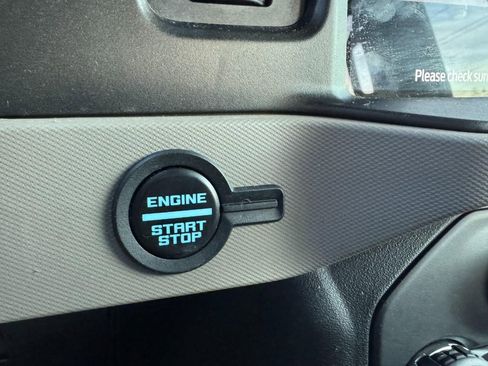 Used 2023 Ford Bronco Wildtrak image 23