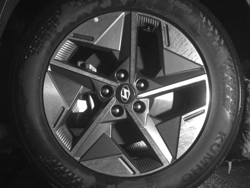 Used 2025 Hyundai Tucson SEL image 12