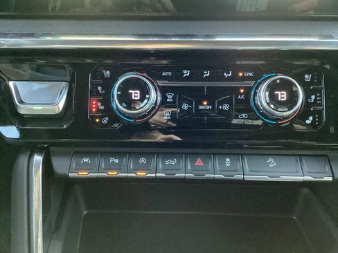 New 2025 GMC Sierra 1500 Denali AWD/4WD image 34