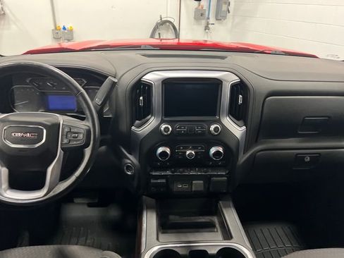 Used 2020 GMC Sierra 1500 Elevation w/ Elevation Value Package image 11